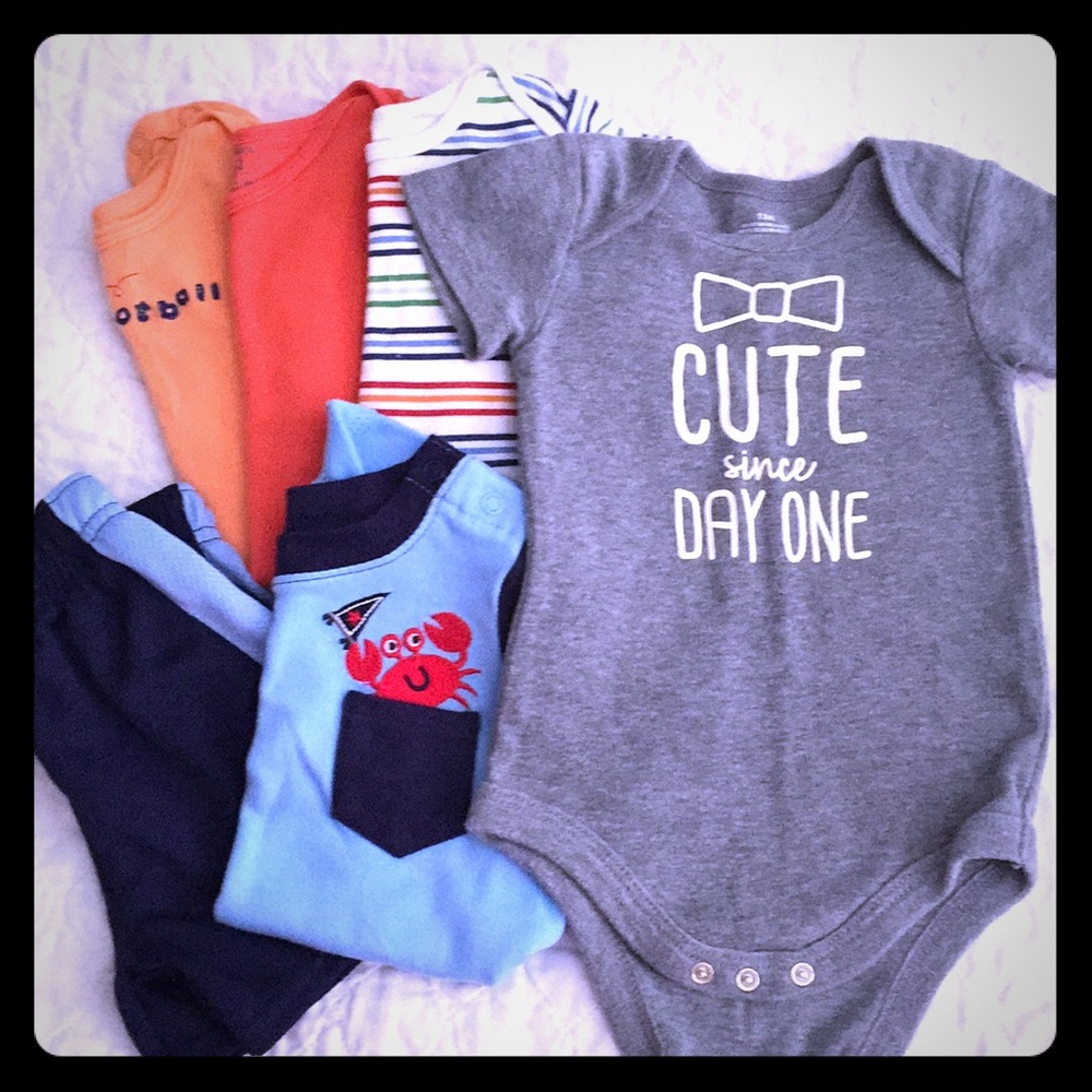 Lot of baby clothes 6-12 months